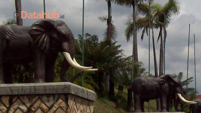 11. Kampung Gajah Wonderland