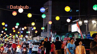 3. Cikapundung Night Market