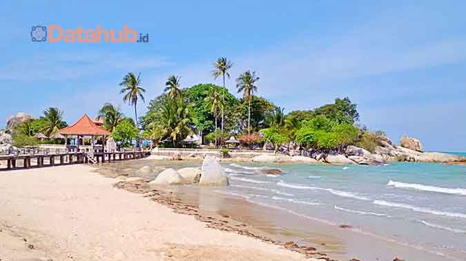 Tempat Wisata di Pantai Parai Tenggiri Bangka Belitung