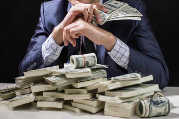 Nafsu terhadap Kesempurnaan Hidup: Memahami Bagaimana Dorongan untuk Hidup Sempurna Mempengaruhi Emosi, Keputusan, dan Hubungan Sosial Serta Strategi Mengelola Nafsu Agar Kehidupan Lebih Bahagia, Seimbang, dan Bermakna